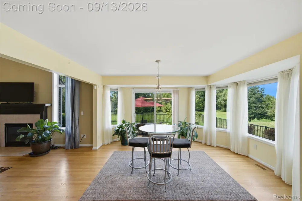 50569 Plaza Drive Macomb Township, MI 48042