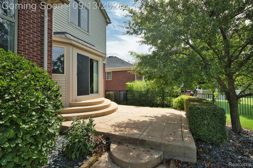 50569 Plaza Drive Macomb Township, MI 48042
