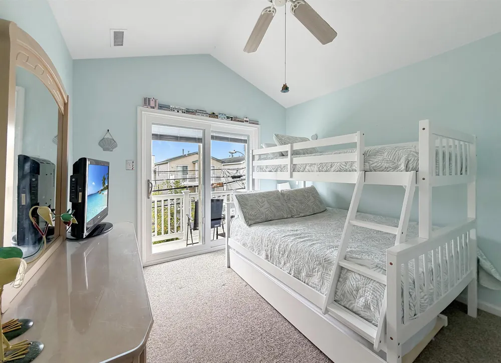 1442 West Ave Ocean City, NJ 08226