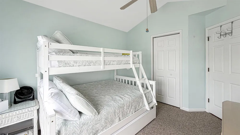 1442 West Ave Ocean City, NJ 08226