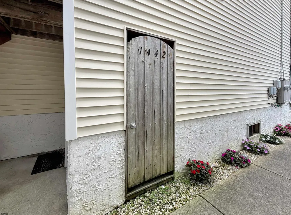 1442 West Ave Ocean City, NJ 08226