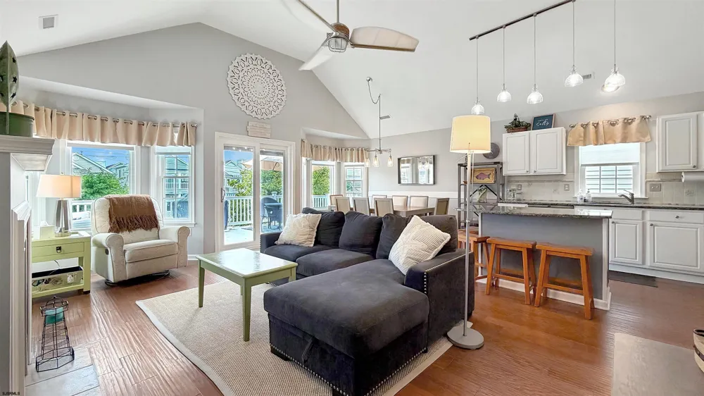 1442 West Ave Ocean City, NJ 08226