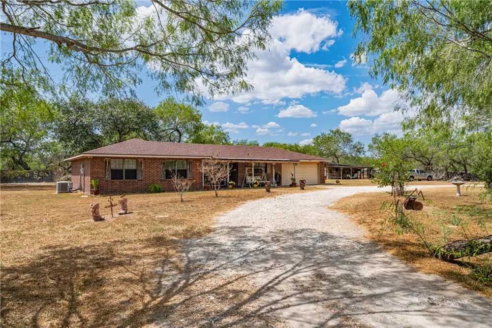 265 County Road 1044 Kingsville, TX 78363