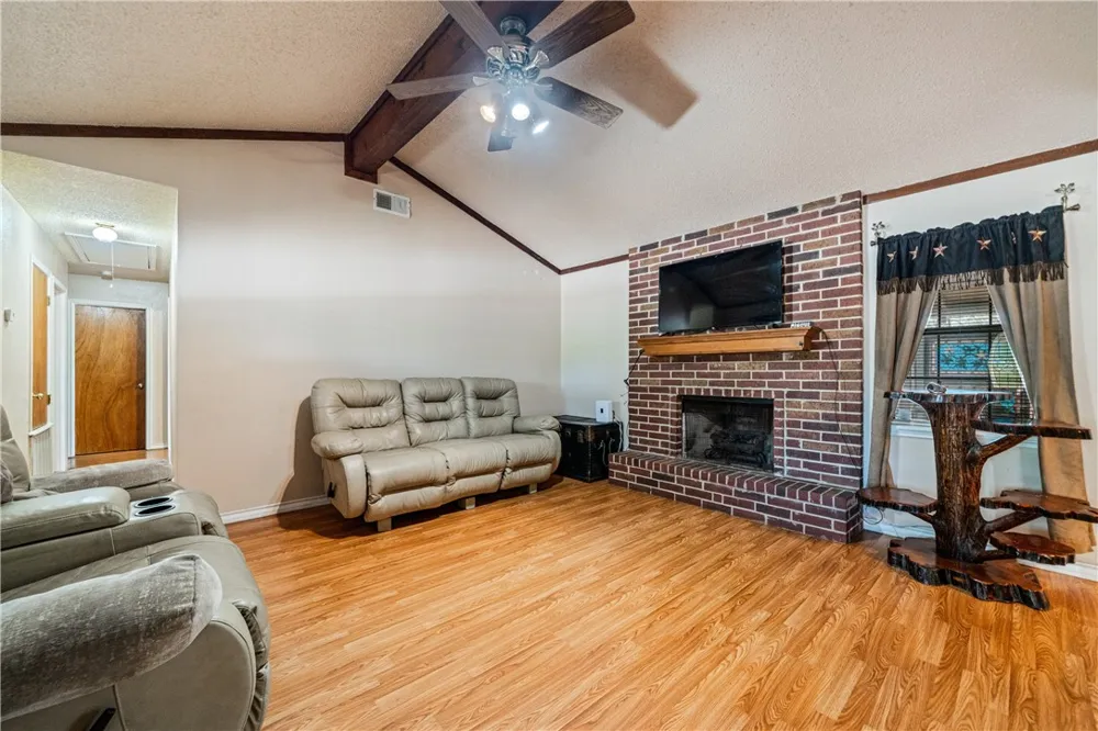265 County Road 1044 Kingsville, TX 78363