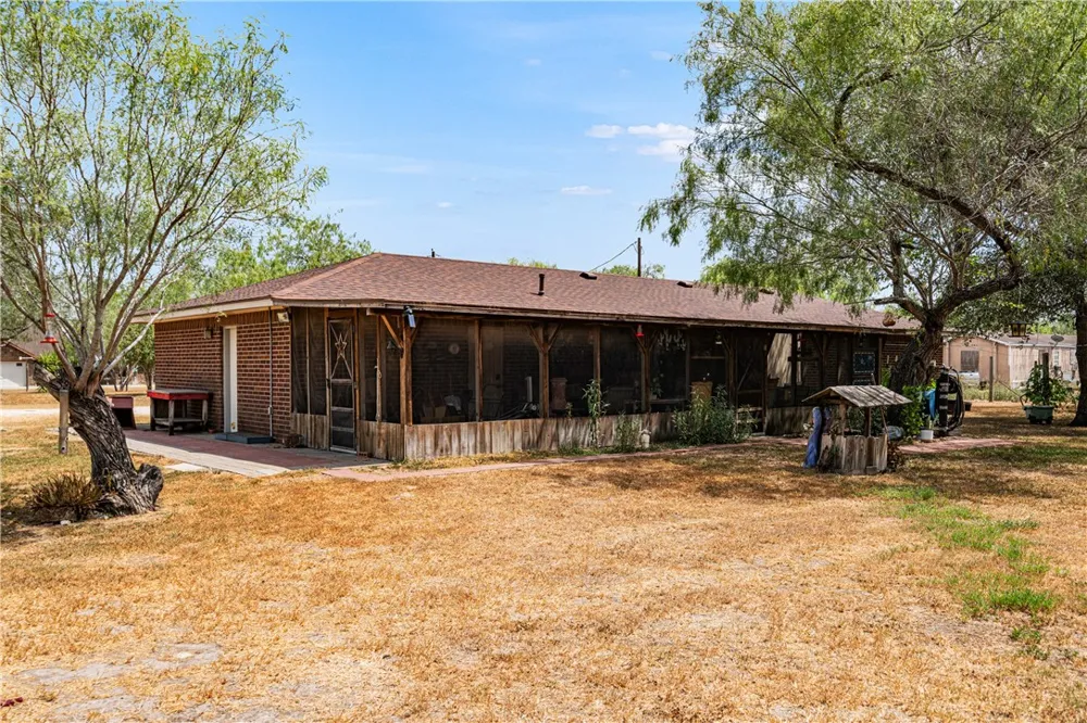 265 County Road 1044 Kingsville, TX 78363