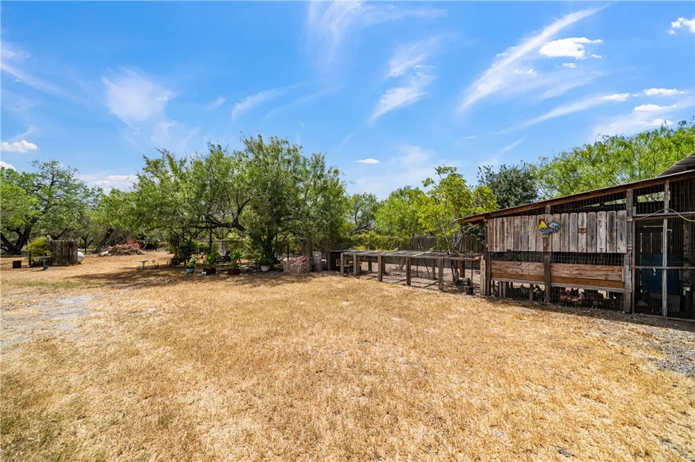 265 County Road 1044 Kingsville, TX 78363
