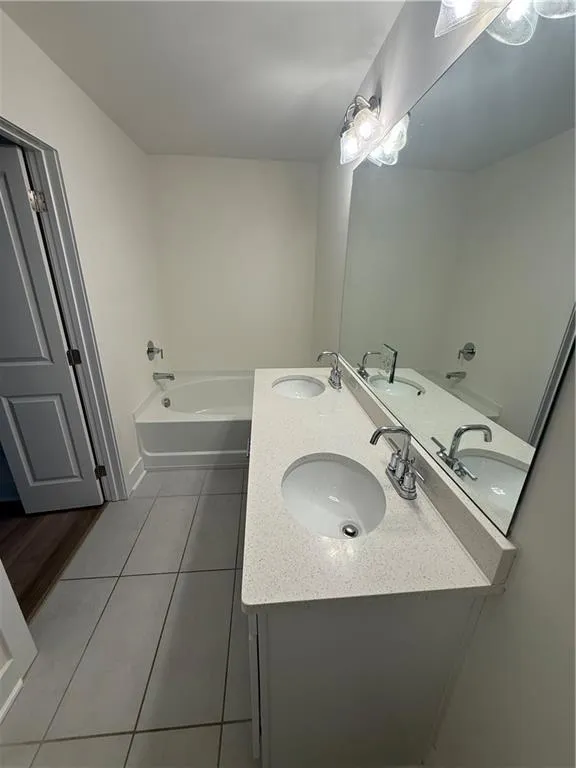 5771 Calle Vista Drive Lithonia, GA 30058