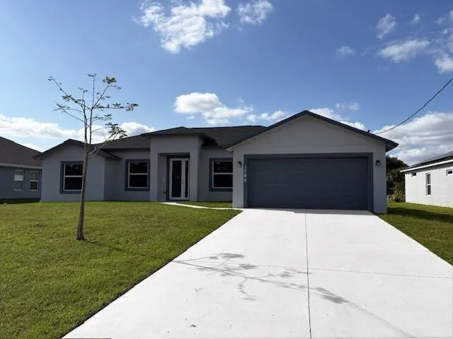 1782 HALLENDALE AVENUE SW Palm Bay, FL 32908