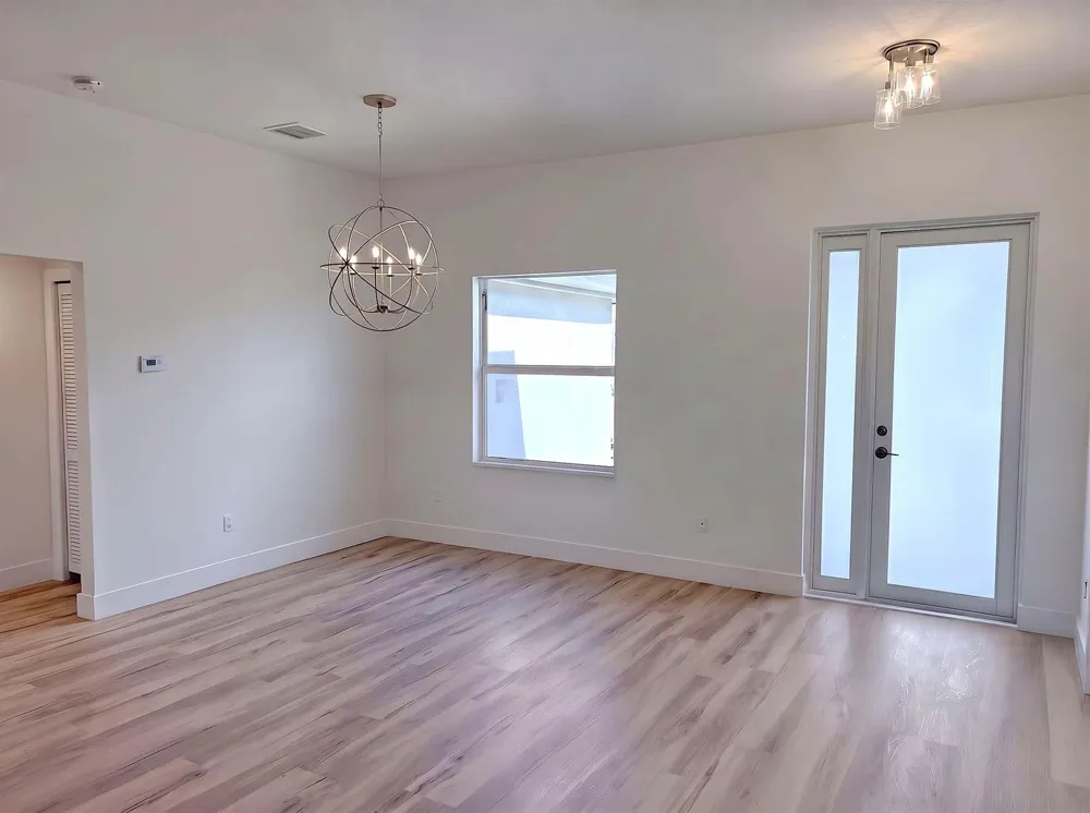1782 HALLENDALE AVENUE SW Palm Bay, FL 32908