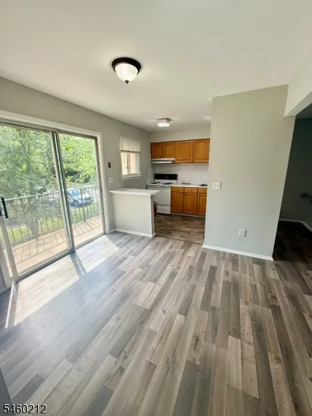 15 Broad St #229 Unit 229 Pompton Lakes, NJ 07442