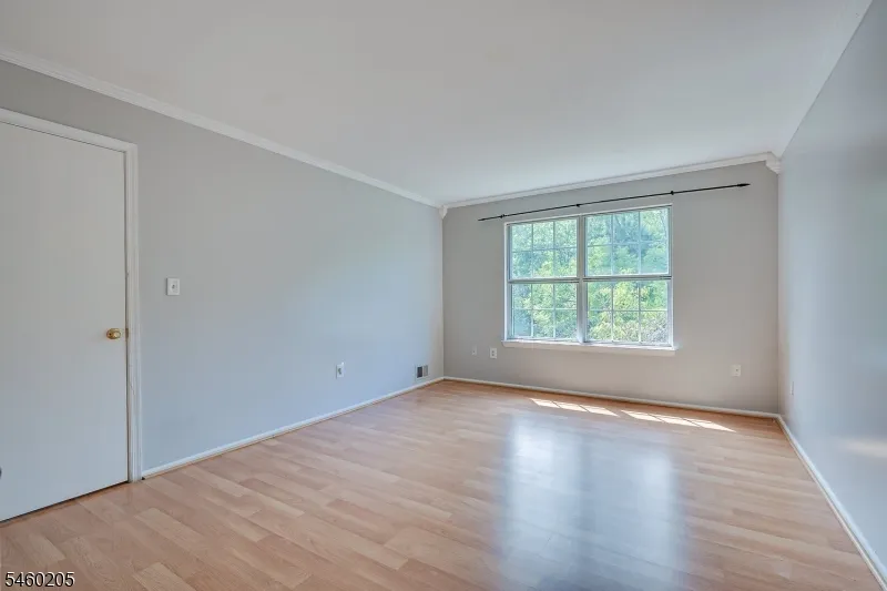 133 Rachel Ct Franklin, NJ 08823
