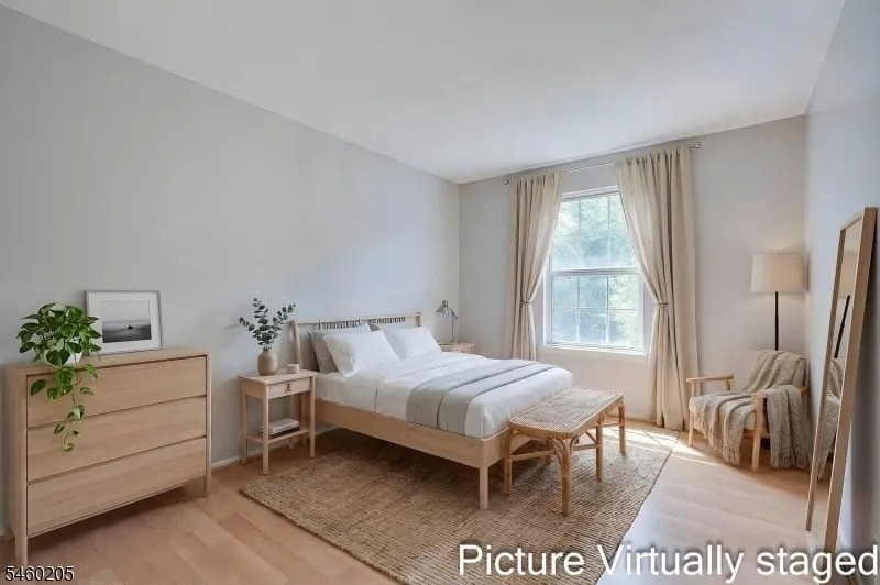 133 Rachel Ct Franklin, NJ 08823