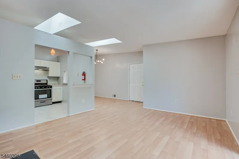 133 Rachel Ct Franklin, NJ 08823