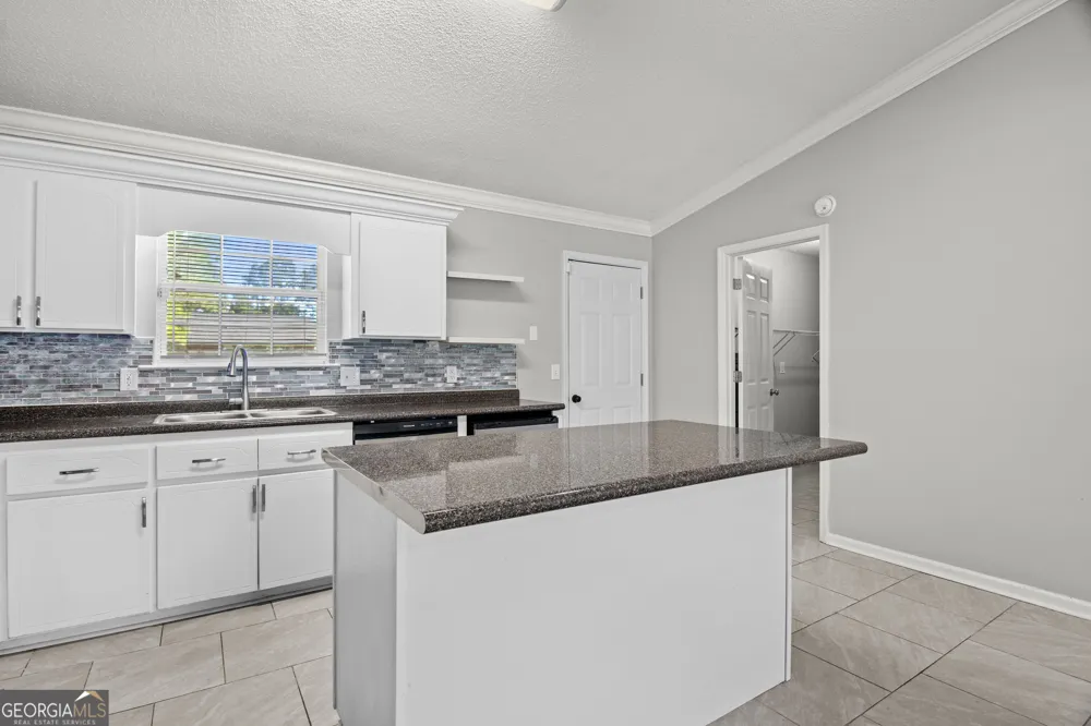 1435 Firefinder LN Hinesville, GA 31313