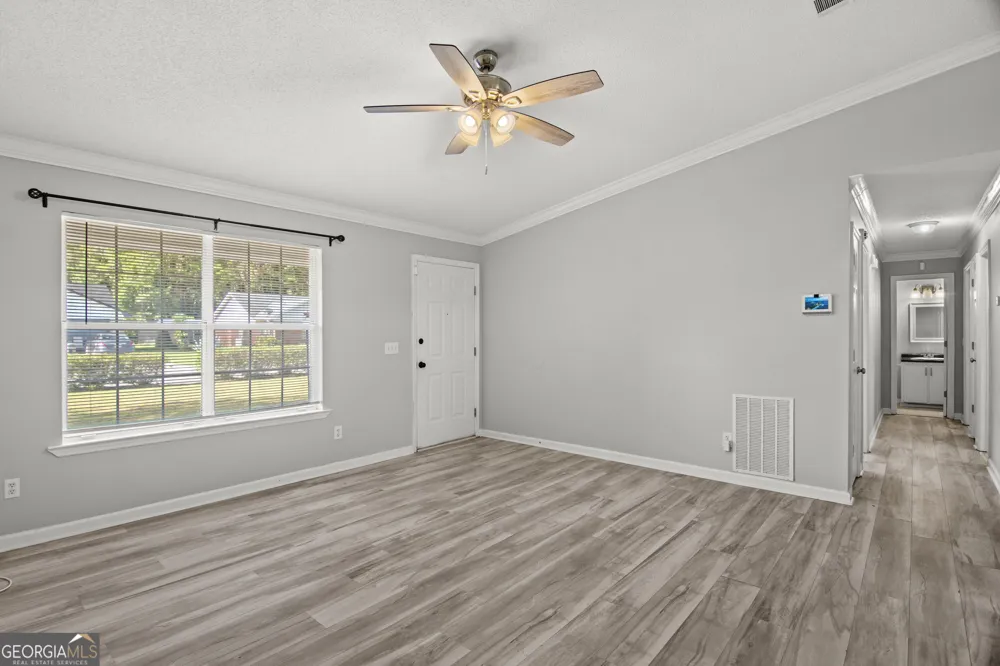 1435 Firefinder LN Hinesville, GA 31313