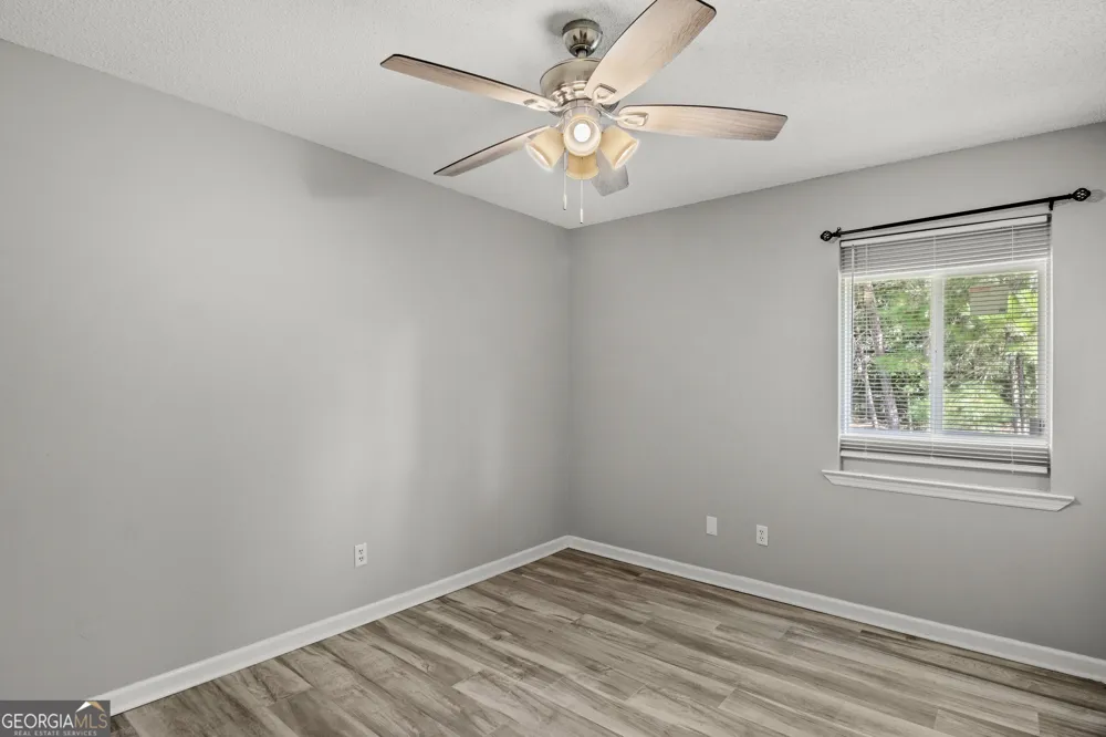 1435 Firefinder LN Hinesville, GA 31313