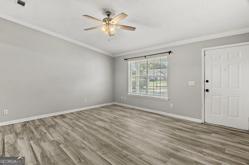 1435 Firefinder LN Hinesville, GA 31313