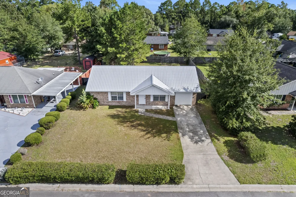 1435 Firefinder LN Hinesville, GA 31313