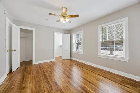 1205 W 40th Street