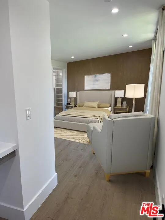 15434 Mulholland Drive Los Angeles, CA 90077