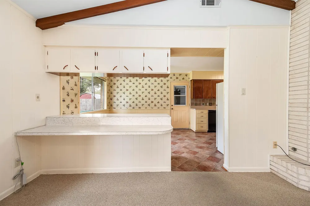 212 E Crestmont Drive Alvin, TX 77511
