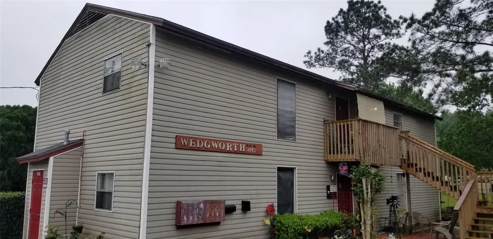 2017 W Sidnor Street #4 Alvin, TX 77511