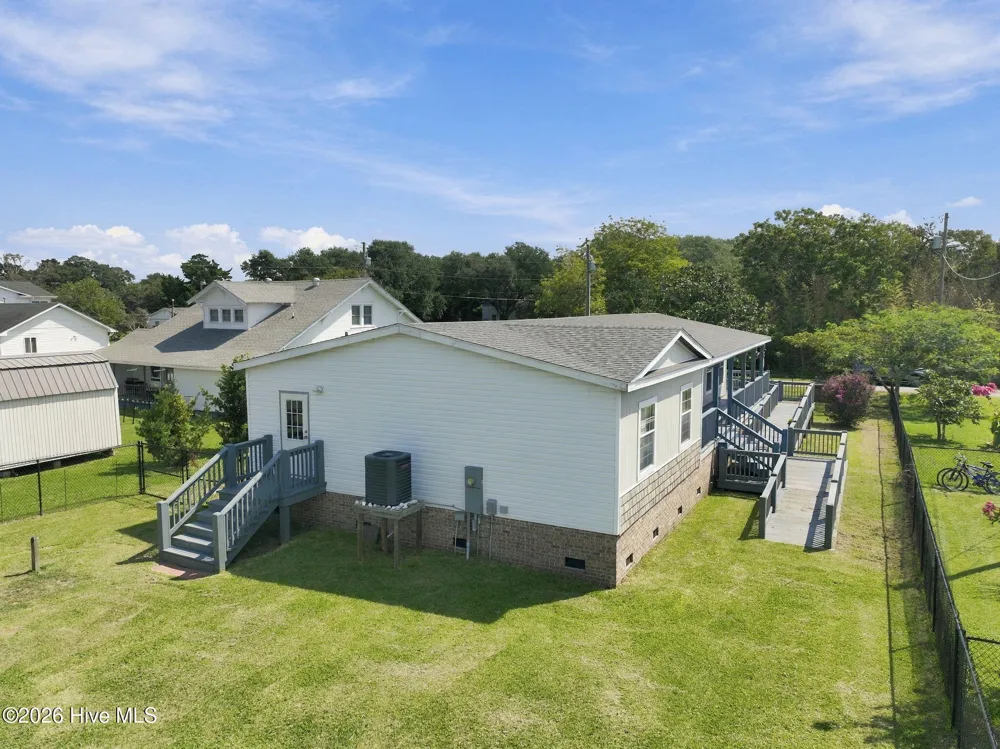 238 Lucille Lewis Drive Marshallberg, NC 28553