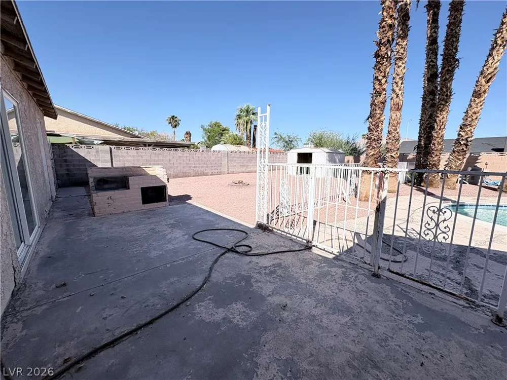 1518 Dawley Street Las Vegas, NV 89104