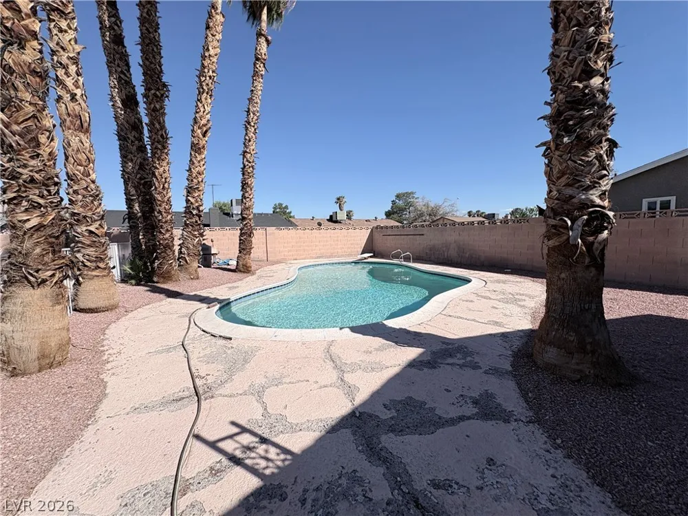 1518 Dawley Street Las Vegas, NV 89104