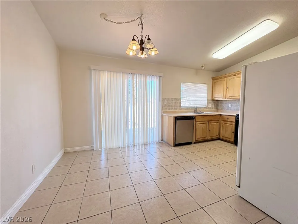 1518 Dawley Street Las Vegas, NV 89104