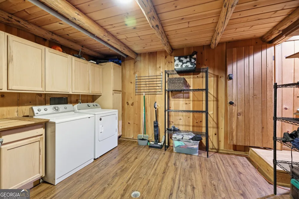 282 Jarrett Manor Estates RD Toccoa, GA 30577