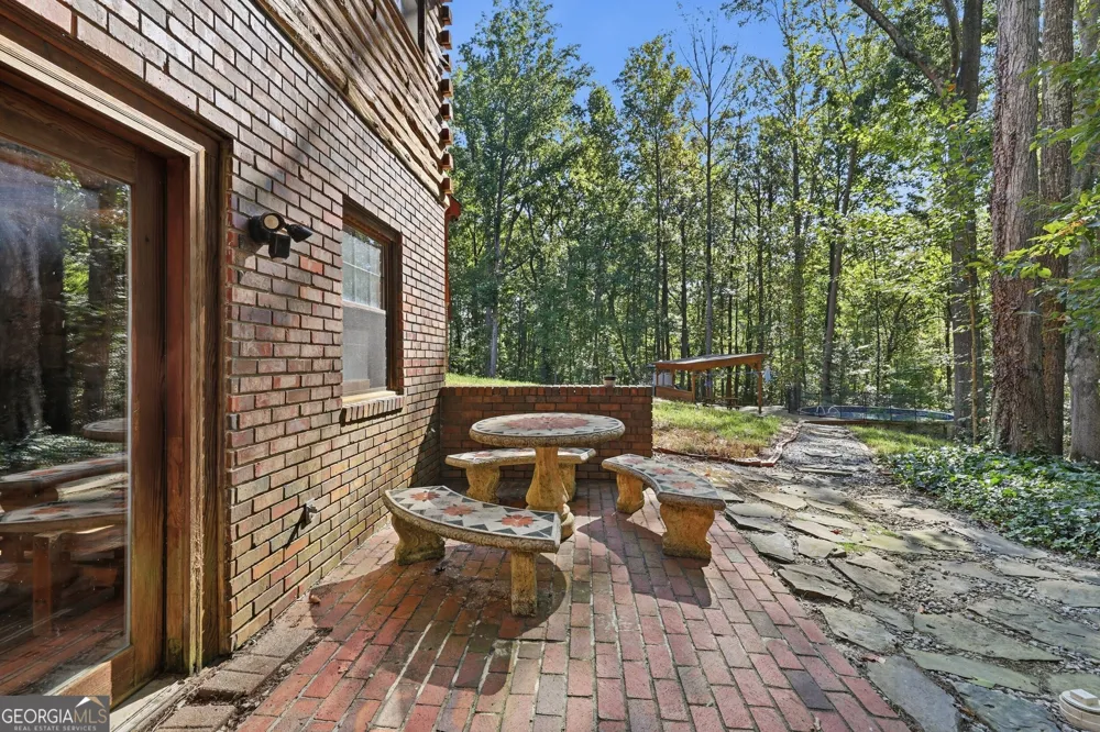282 Jarrett Manor Estates RD Toccoa, GA 30577