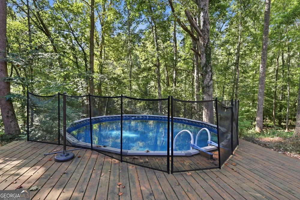 282 Jarrett Manor Estates RD Toccoa, GA 30577