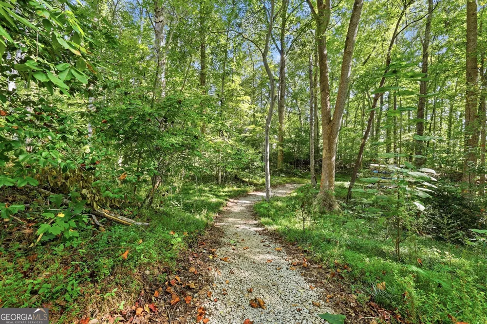 282 Jarrett Manor Estates RD Toccoa, GA 30577
