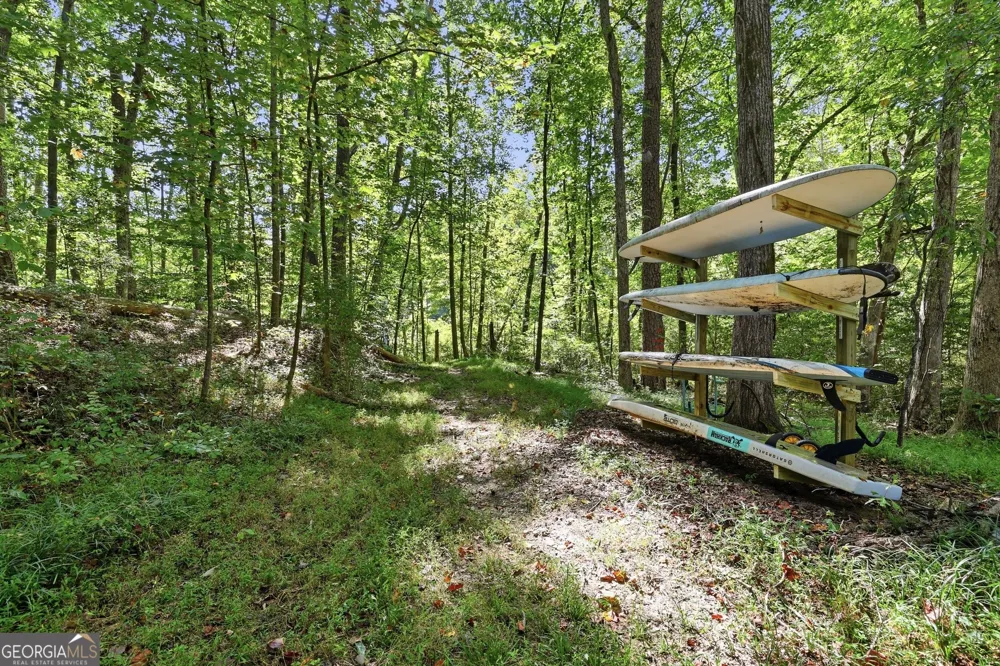 282 Jarrett Manor Estates RD Toccoa, GA 30577
