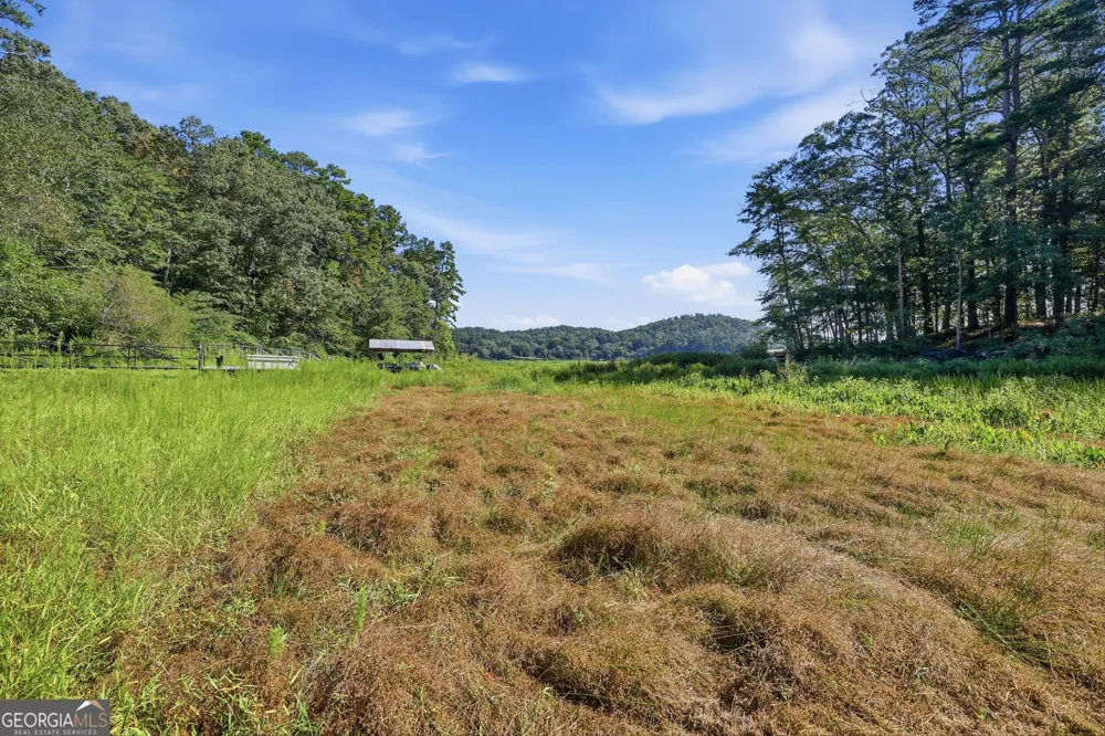282 Jarrett Manor Estates RD Toccoa, GA 30577