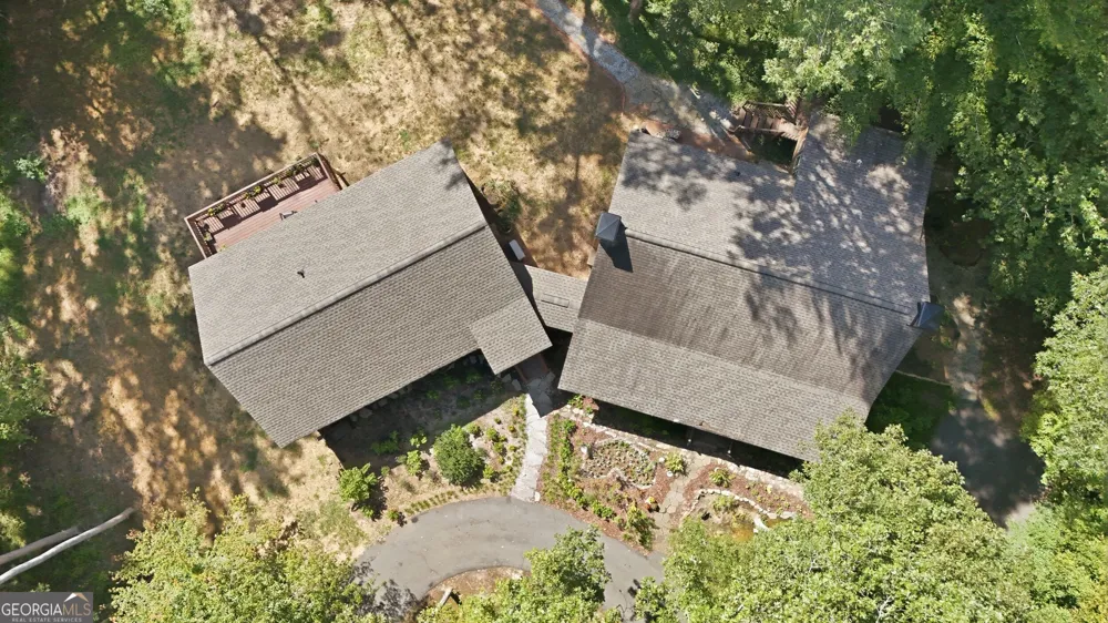 282 Jarrett Manor Estates RD Toccoa, GA 30577