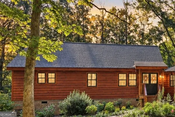 282 Jarrett Manor Estates RD Toccoa, GA 30577