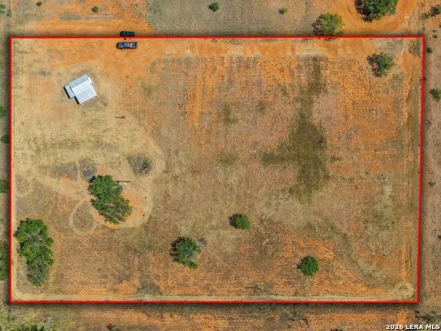 CR 314 S Off Fm 140 Bigfoot, TX 78005
