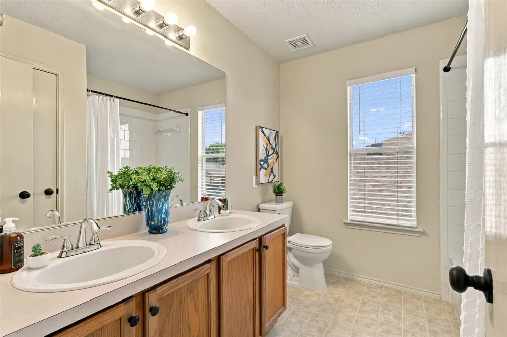 303 Charleston Drive Wylie, TX 75098