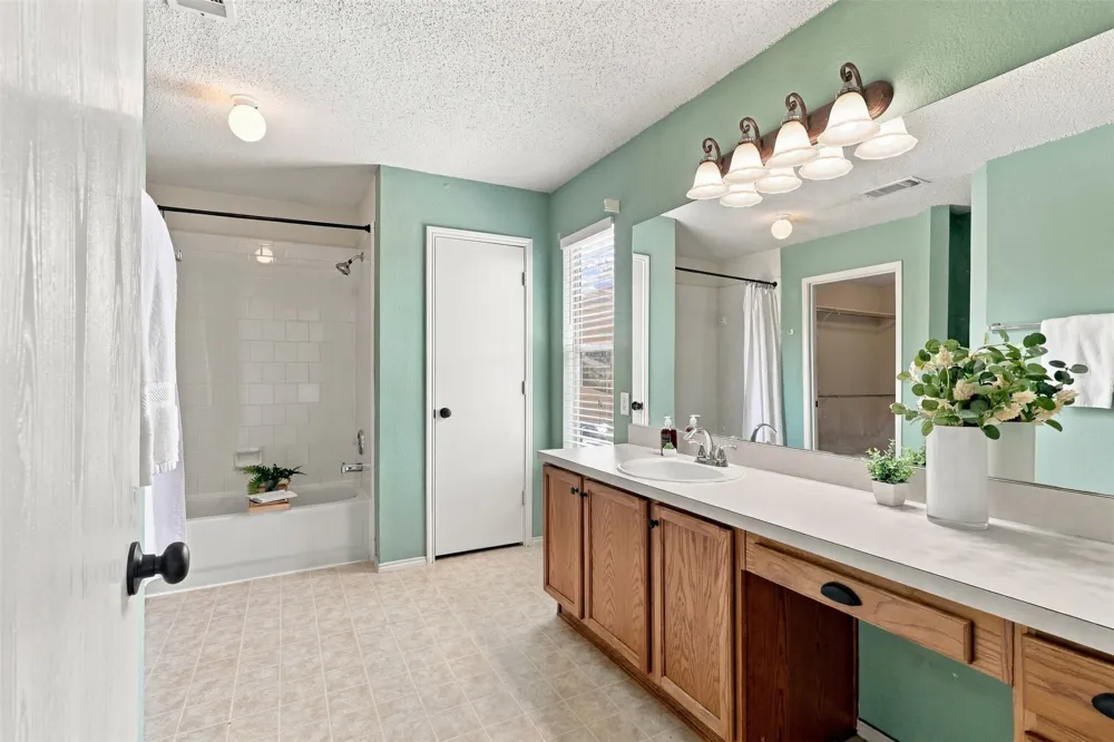 303 Charleston Drive Wylie, TX 75098
