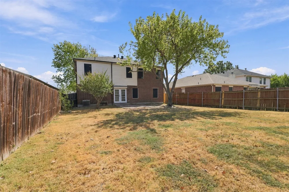 303 Charleston Drive Wylie, TX 75098