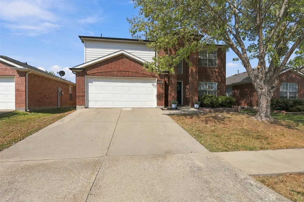 303 Charleston Drive Wylie, TX 75098