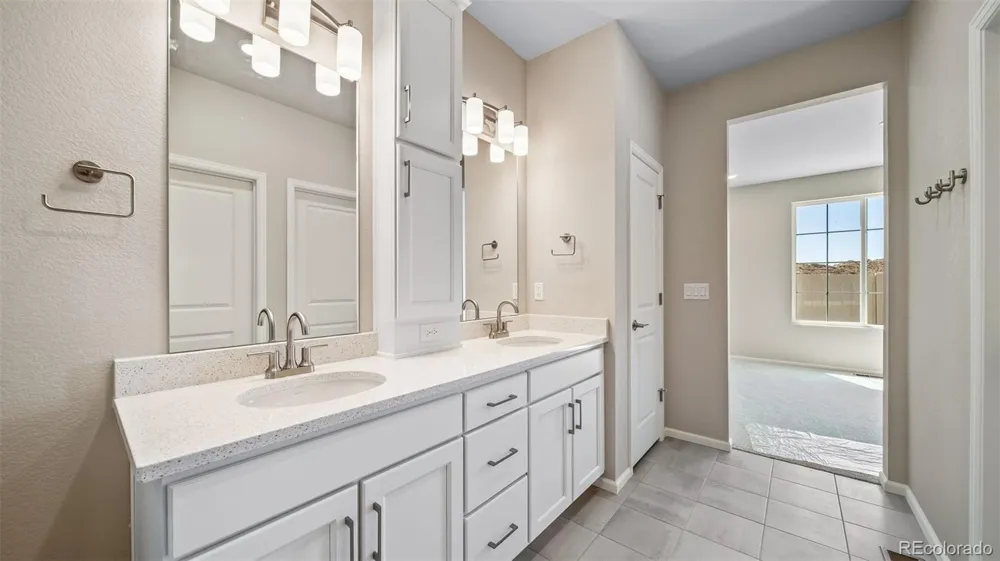 4974 Tempe Street Aurora, CO 80019