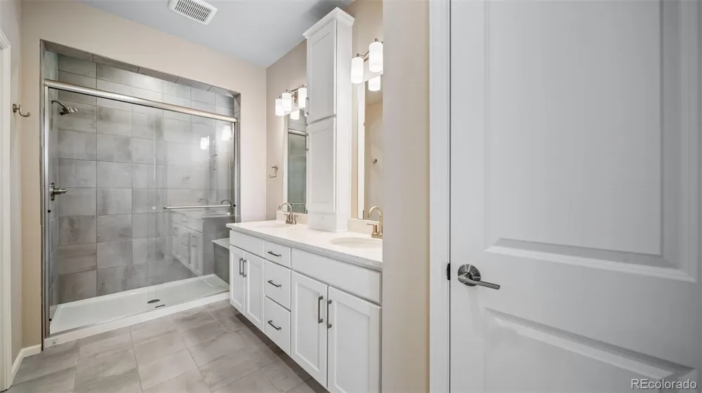 4974 Tempe Street Aurora, CO 80019