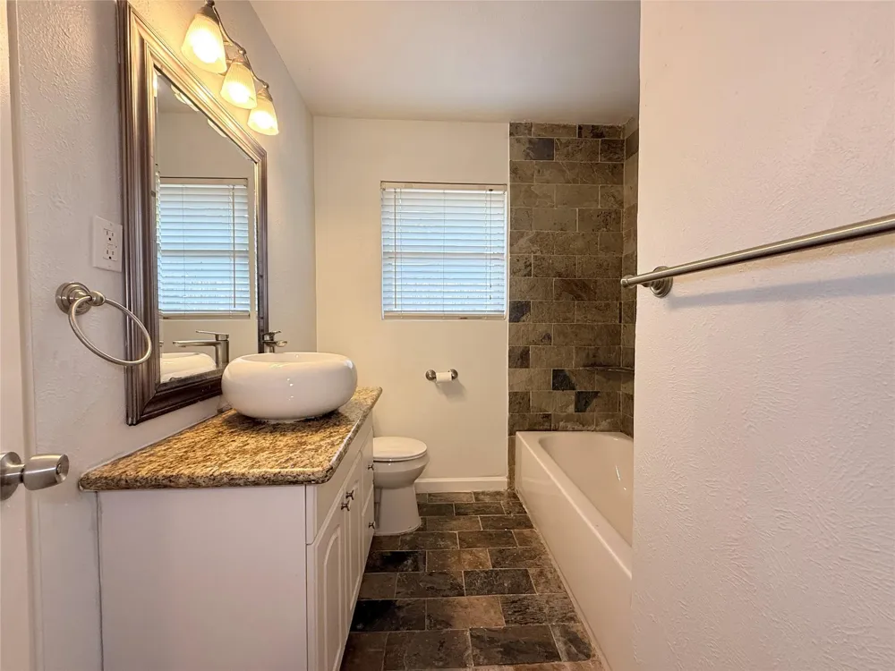 3114 Norris Drive Houston, TX 77025