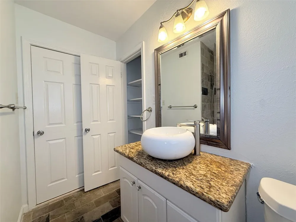 3114 Norris Drive Houston, TX 77025