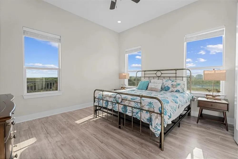 25803 Bay Breeze Drive Galveston, TX 77554