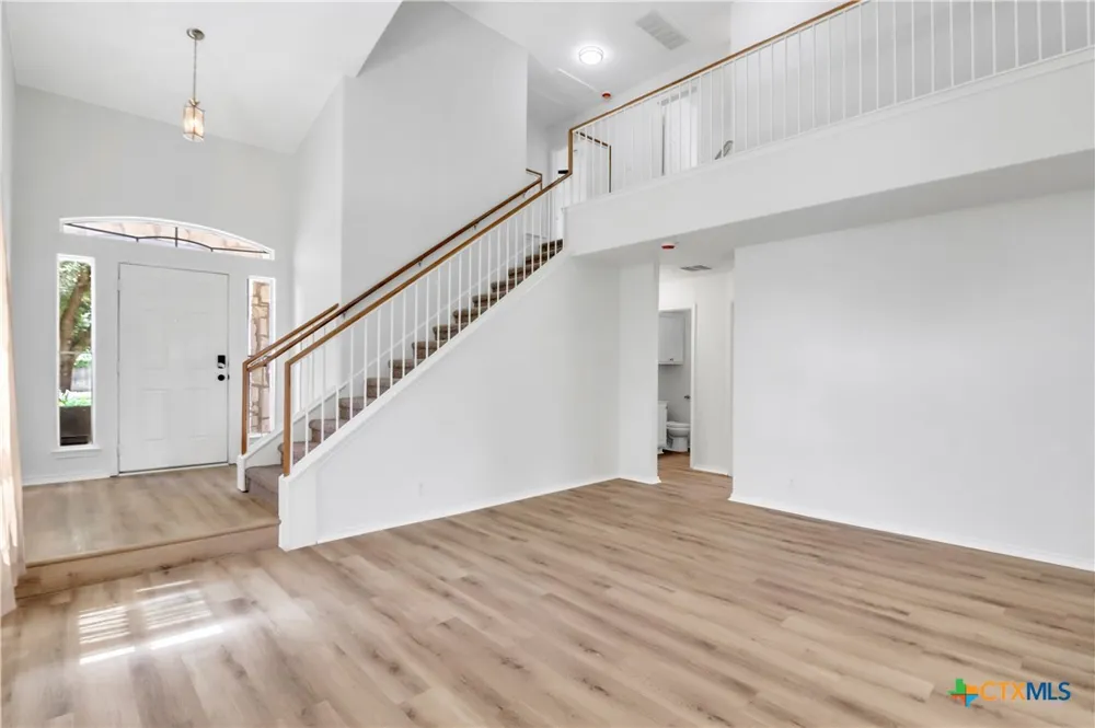2165 Alton Loop New Braunfels, TX 78130