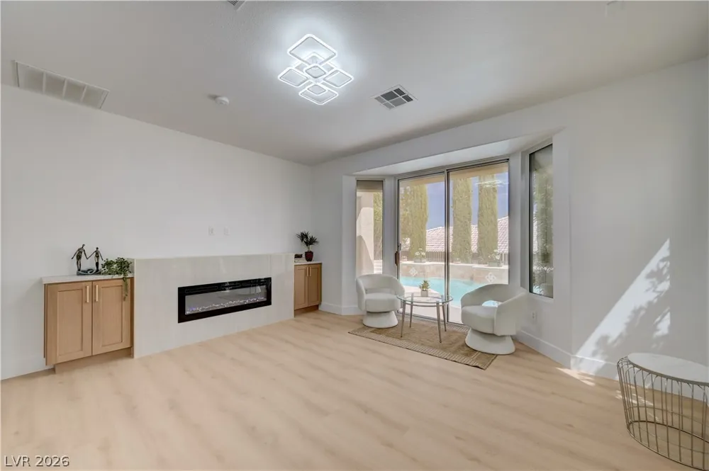 4568 Atlantico Street Las Vegas, NV 89135